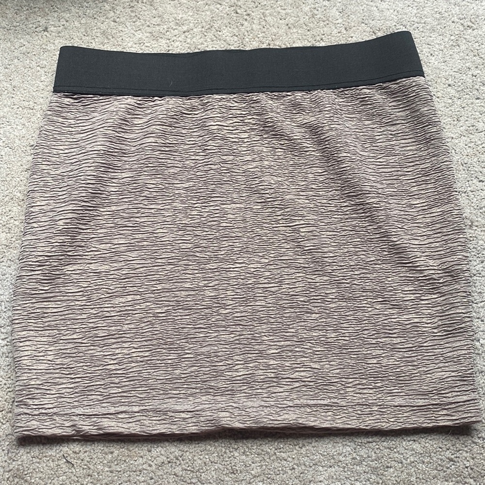 metallic gold pencil skirt